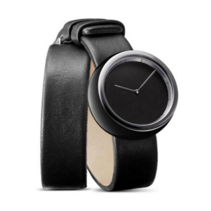 Tamawa horloge met 'biljartballetje'