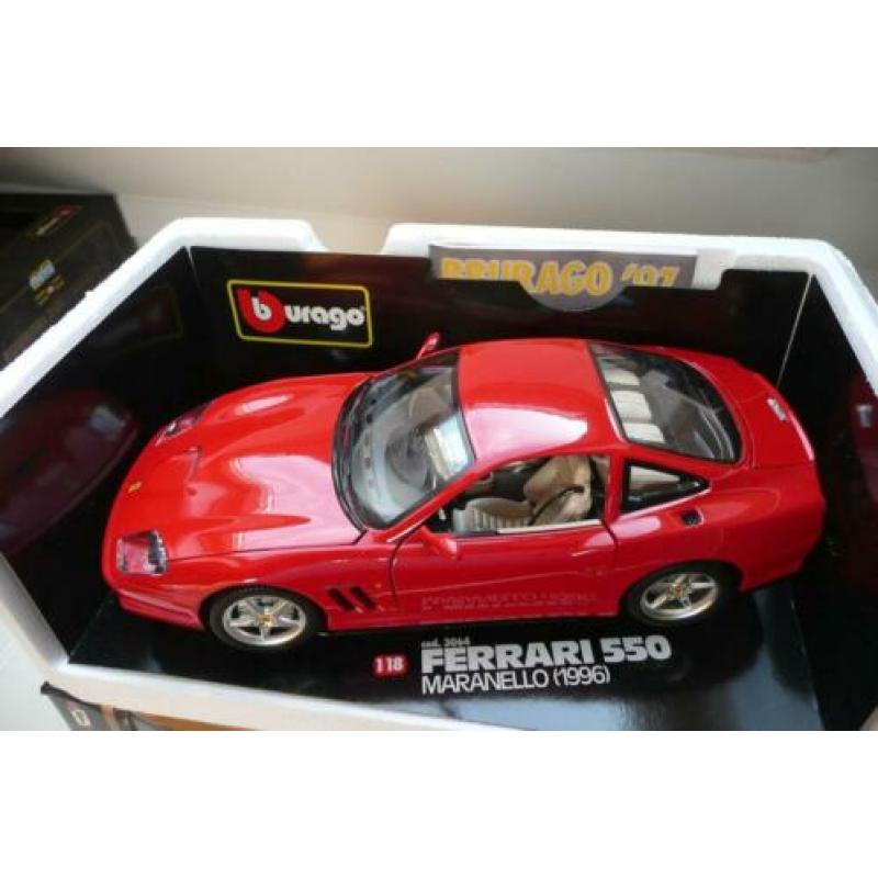 Rode Ferrari 550 Maranello mint in box