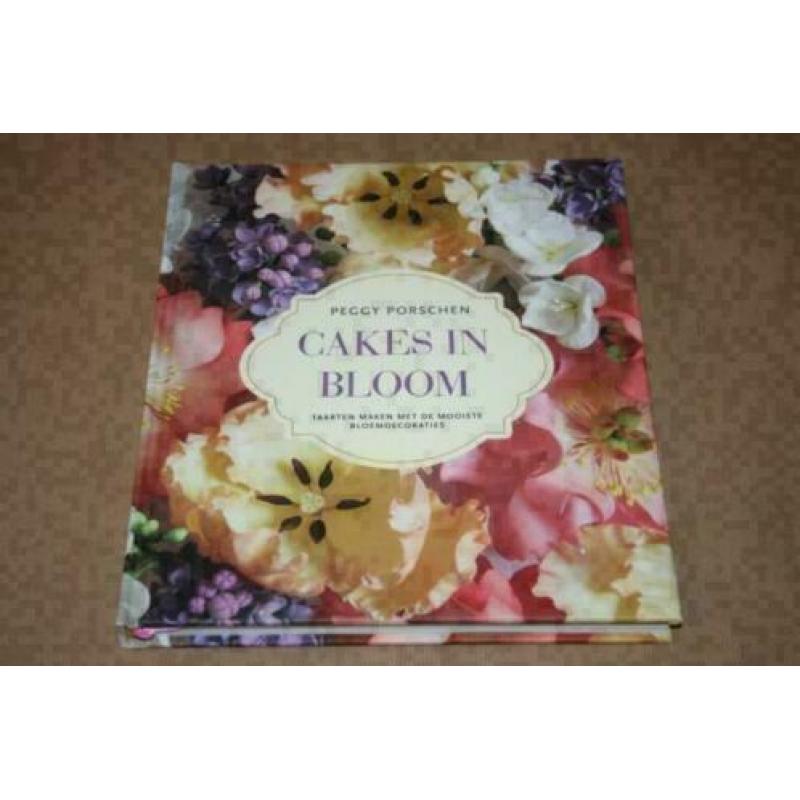Cakes in bloom - Taarten maken met de mooiste bloemdecoratie