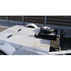 Motor aanhangwagen voor 1 of 2 baanmotoren