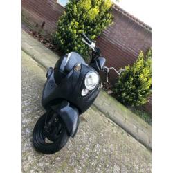 sym mio 50 snor scooter zwart !!