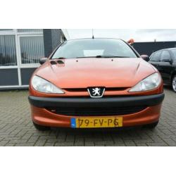 Peugeot 206 1.4 XT APK T/M 27-08-2020 ! ZUINIG & COMPACT ! A