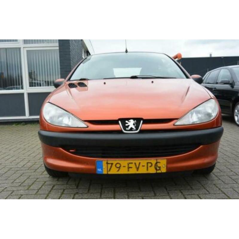 Peugeot 206 1.4 XT APK T/M 27-08-2020 ! ZUINIG & COMPACT ! A