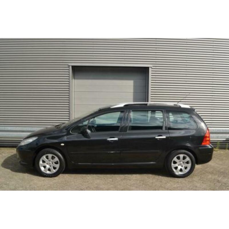 Peugeot 307 SW 1.6-16V Pack 6 Zitplaatsen Airco Pano. dak +