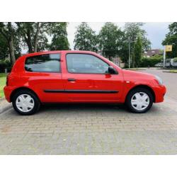 RENAULT Clio 1.2 Authentique