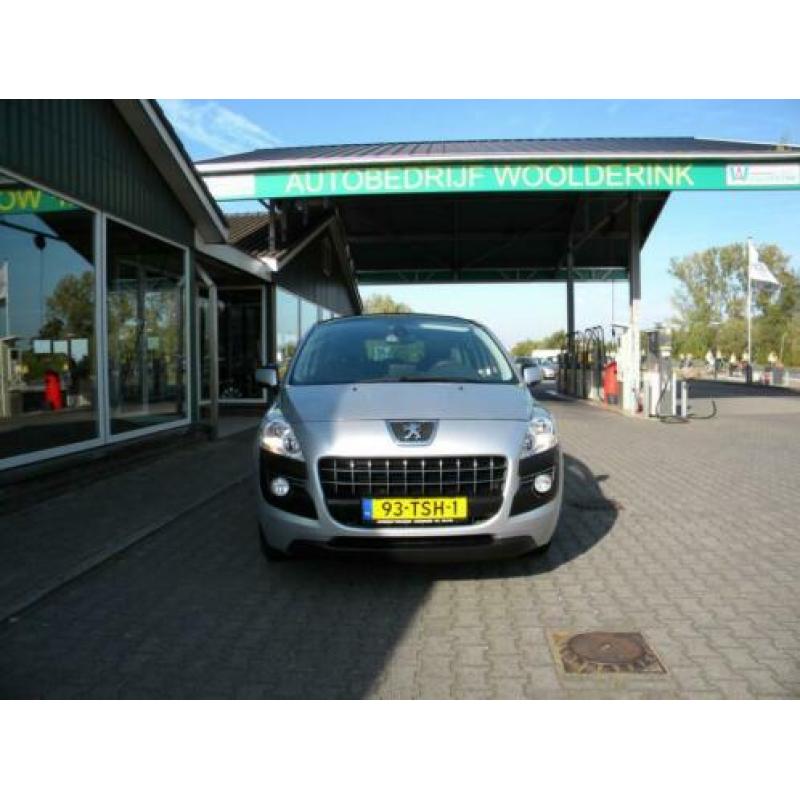Peugeot 3008 1.6thp 156pk active! pano dak, trekhaak, navi