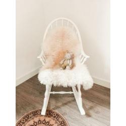 Vintage, brocante witte schommelstoel (wit) voor babykamer