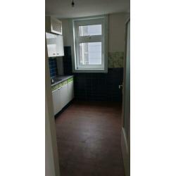 Etage woning twee kamers Den Haag 2572 XE