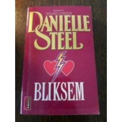 m1 DANIELLE STEEL - DIVERSE TITELS