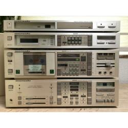 Marantz PM630+SD630+ST530+RC430en/of Magnat Sonobull