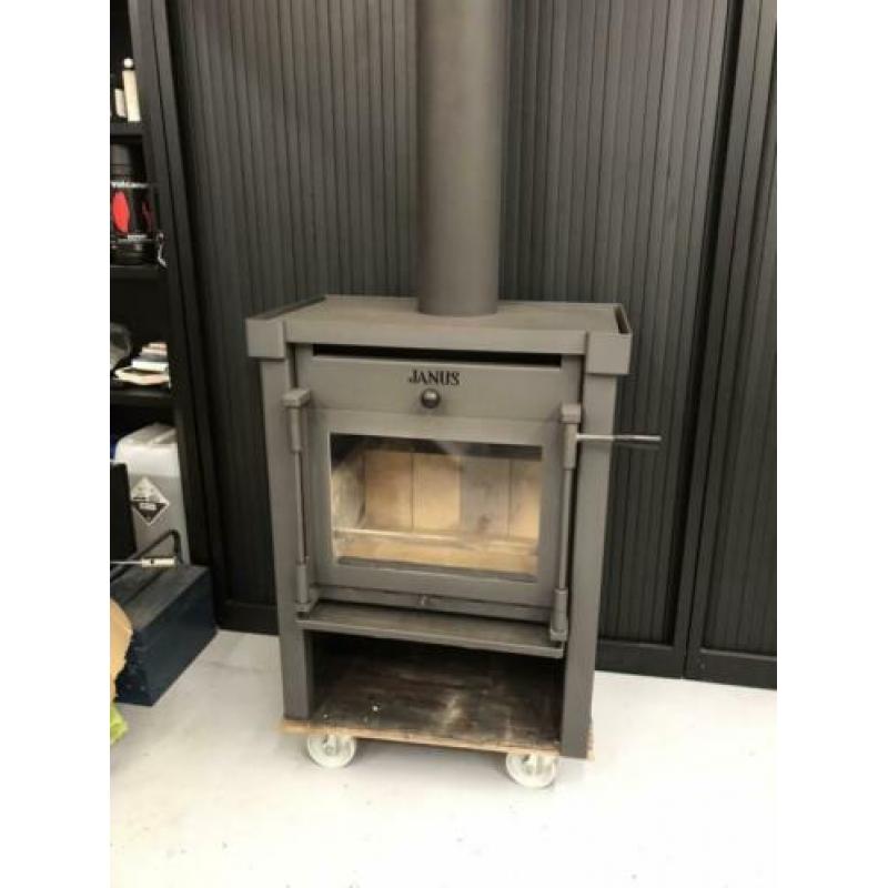 Janus 9 houtkachel
