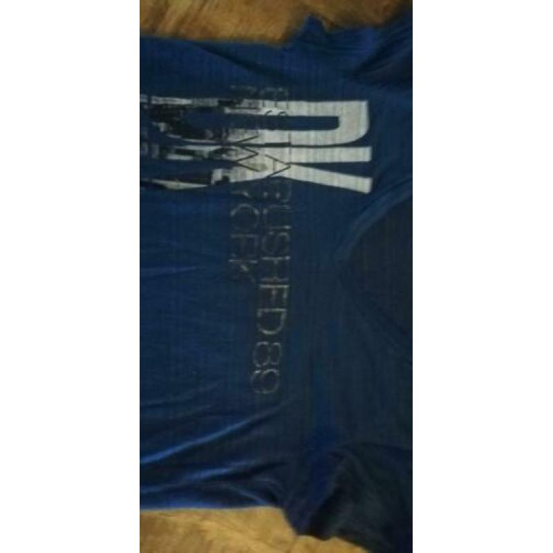 DKNY t-shirt maat XS/S blauw