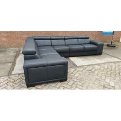 #22 modern strak zwart leder hoekbank