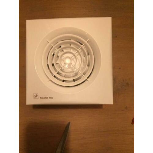 Nieuwe badkamer / wc ventilator
