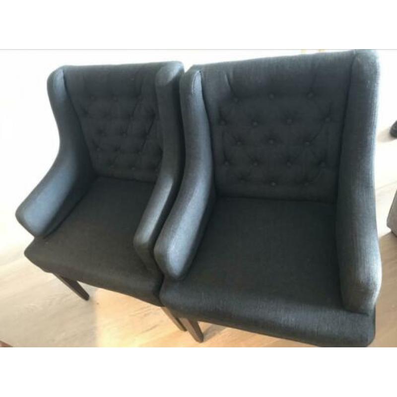 Gecaptionneerde eetkamerstoelen