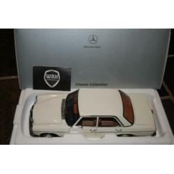 MERCEDES STRICH 8 /8 sedan beige Autoart dealer ed WRH