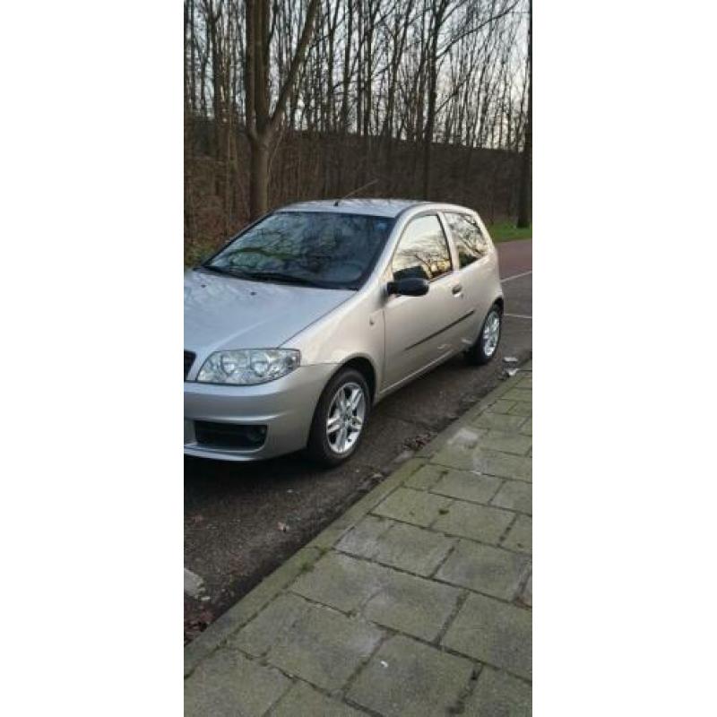 Fiat Punto 1.2 3DR 2003 Grijs NAP