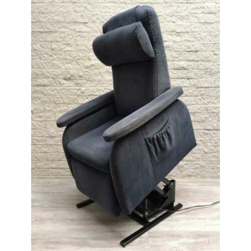 Doge sta op stoel relax fauteuil elektrische staopstoel.
