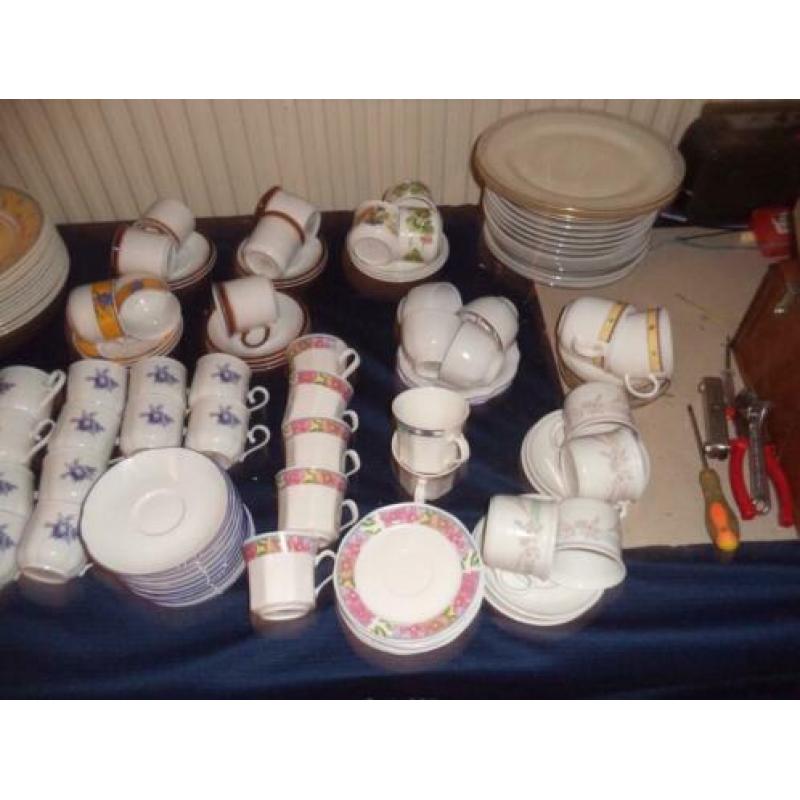 diverse servies diverse soorten en kleuren