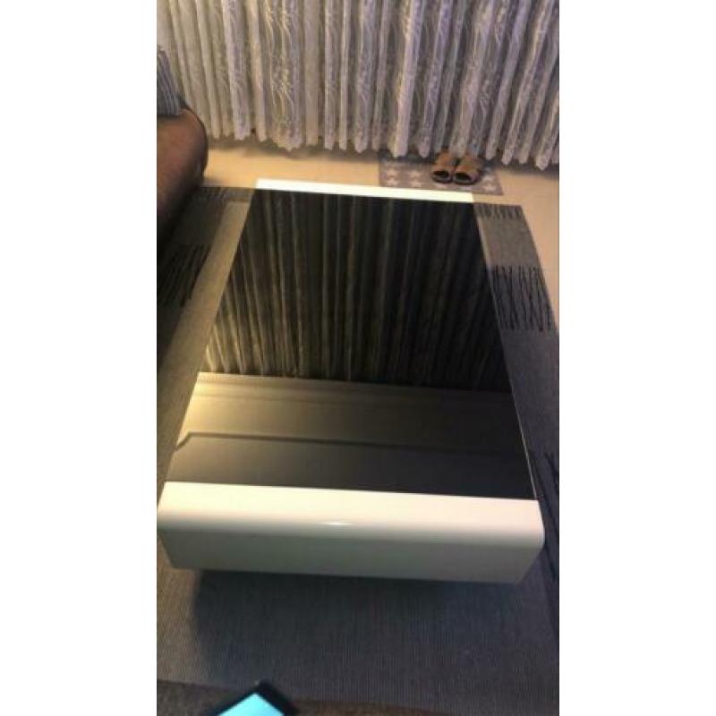 Salontafel Hoogglans wit met zwarte glas 140X80X32
