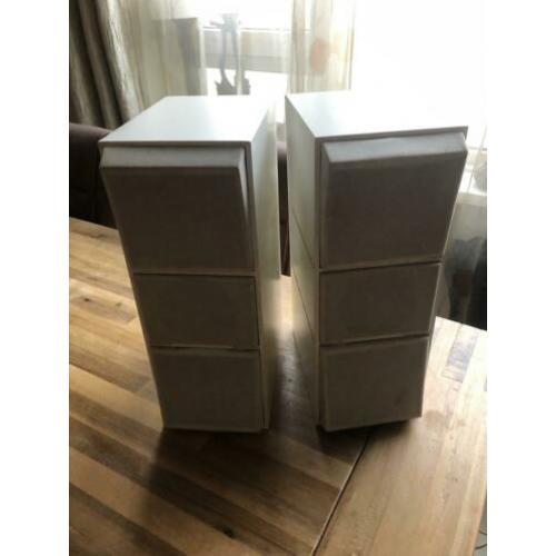 Bang en Olufsen beovox cx100 speakers.