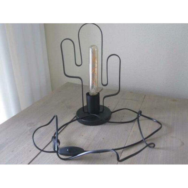 tafel cactuslamp