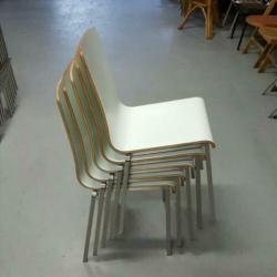 29 x HPL stapelstoelen, HORECA design stoelen Arper 18