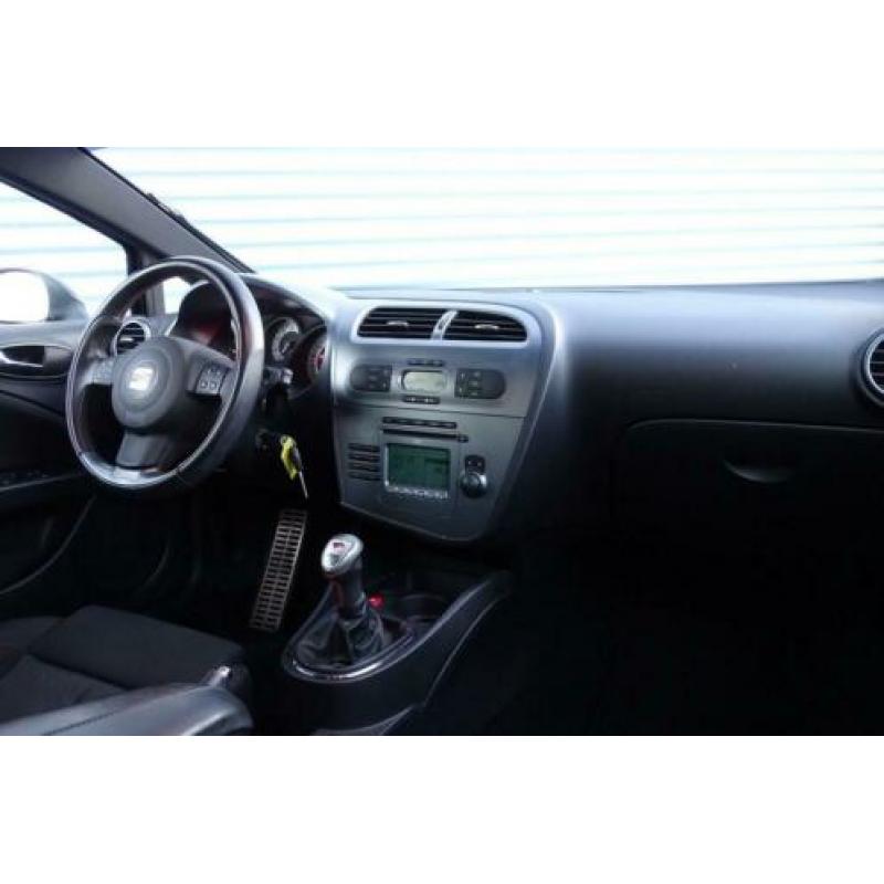 Seat Leon 2.0 TFSI Cupra Climate, Cruise, Trekhaak, Sportsto