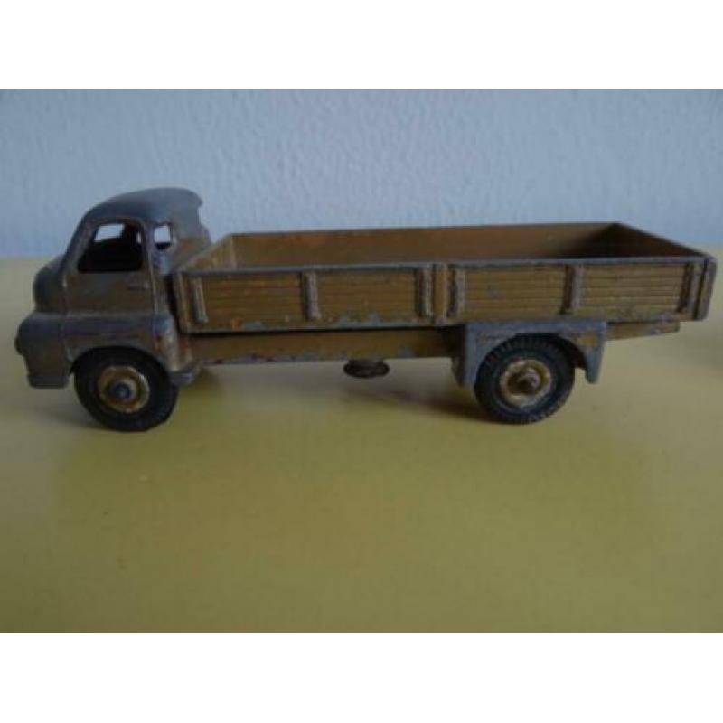 Dinkey Toys auto's