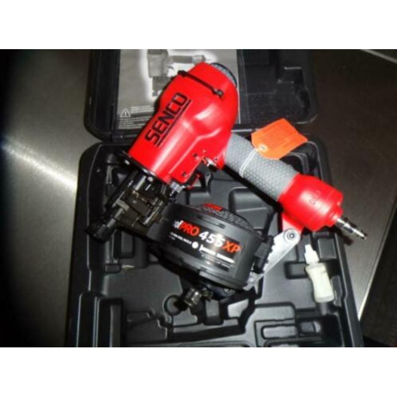 Senco RoofPro 455XP nagelpistool coilnailer nagelschieter