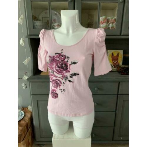 Mooie top maat M met glitters