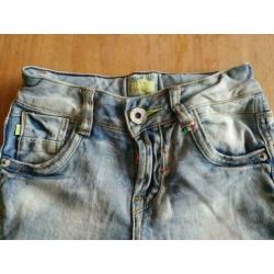 Vingino jeans maat 8