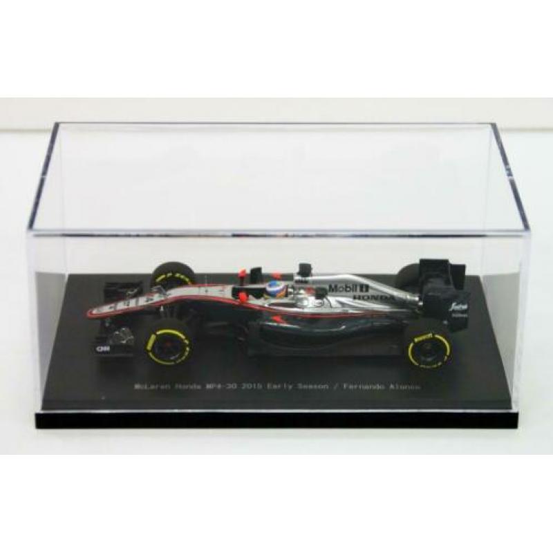 McLaren Honda MP4-30 2015 van Ebbro 1/43 racewagen formule