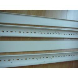 2 x kunststof goot, 2 meter, 60 x 40, crème wit