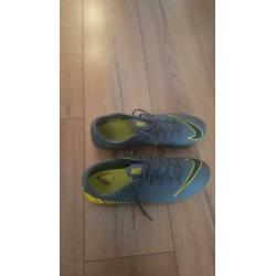 Nike Vapor 12 Academy MG maat 45