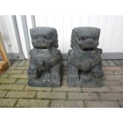 Foo Dogs