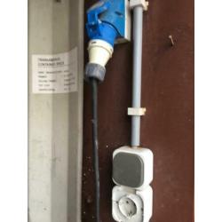 1x Zeecontainer 4 meter / 1x 6 meter