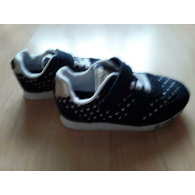 Gympen sneakers schoenen meisje maat 25