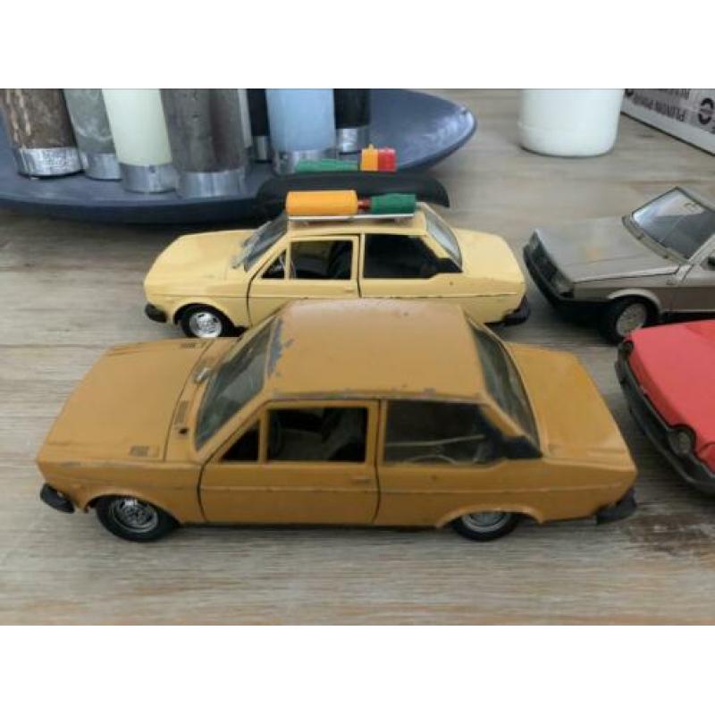 Partij fiat Polistil en bburago 1:24 vintage modelauto’s