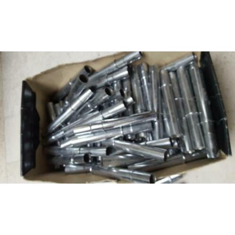 25 reel houders en doos hengel bussen
