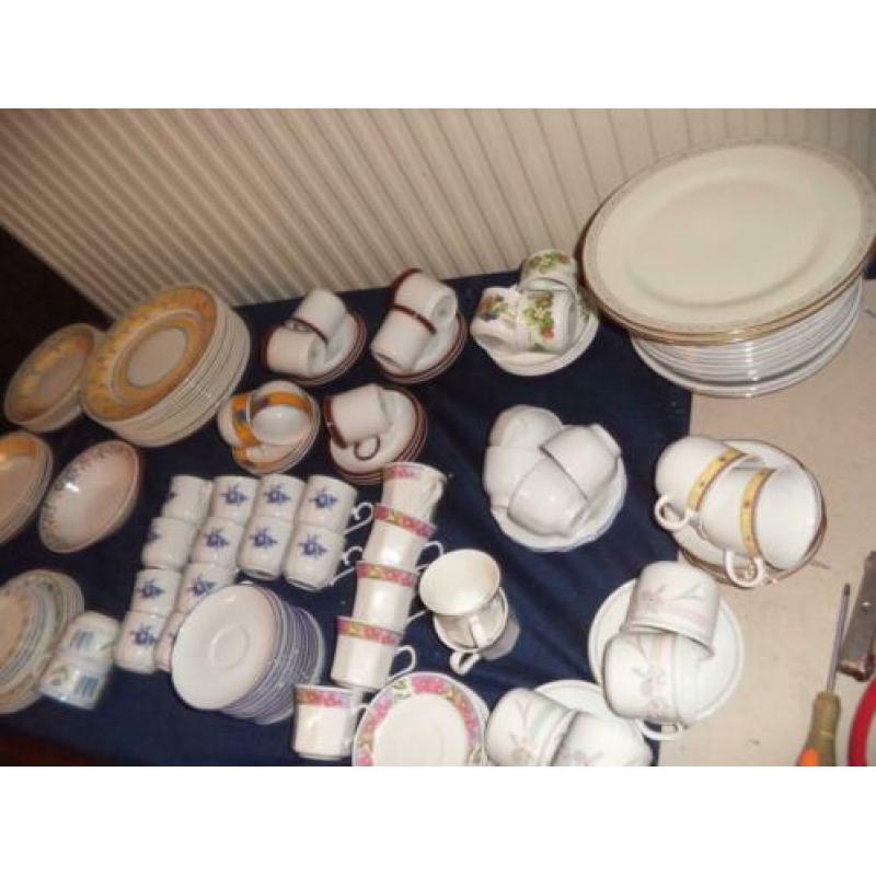 diverse servies diverse soorten en kleuren