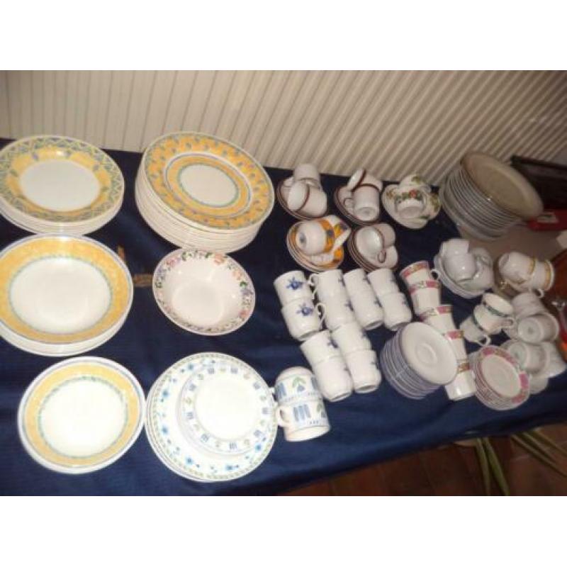 diverse servies diverse soorten en kleuren