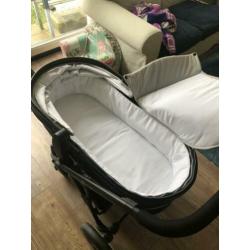 Kinderwagen/wandelwagencombinatie van BabyGo - Z.g.a.n.