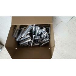 25 reel houders en doos hengel bussen