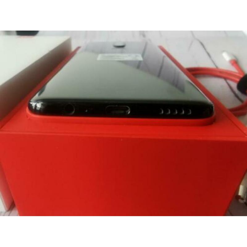 Oneplus 6 8GB RAM 128GB ROM Super Smooth + Bonus