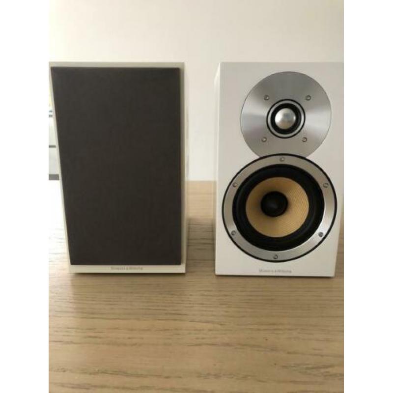 B&W CM1 luidsprekers wit