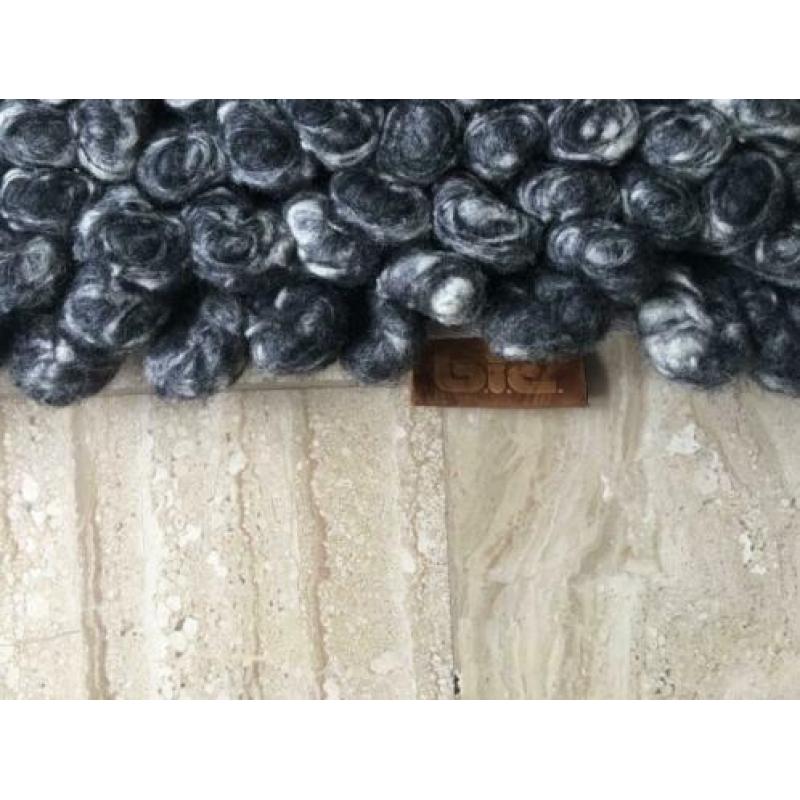 BIC Stone vloerkleed