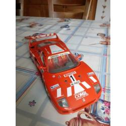 4X schaalmodel auto 1/18 in nieuw staat