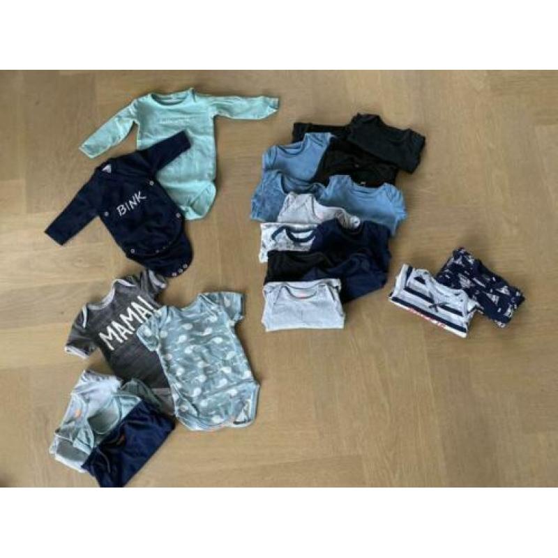 Set van 21 rompers maat 50/56
