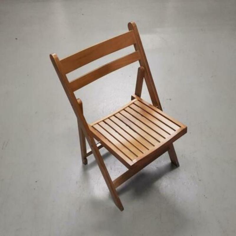 349 x Vintage houten klapstoelen bistro terrasstoelen 24